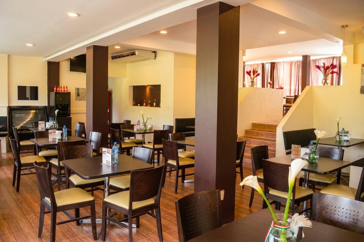 Hotel Jardín Real