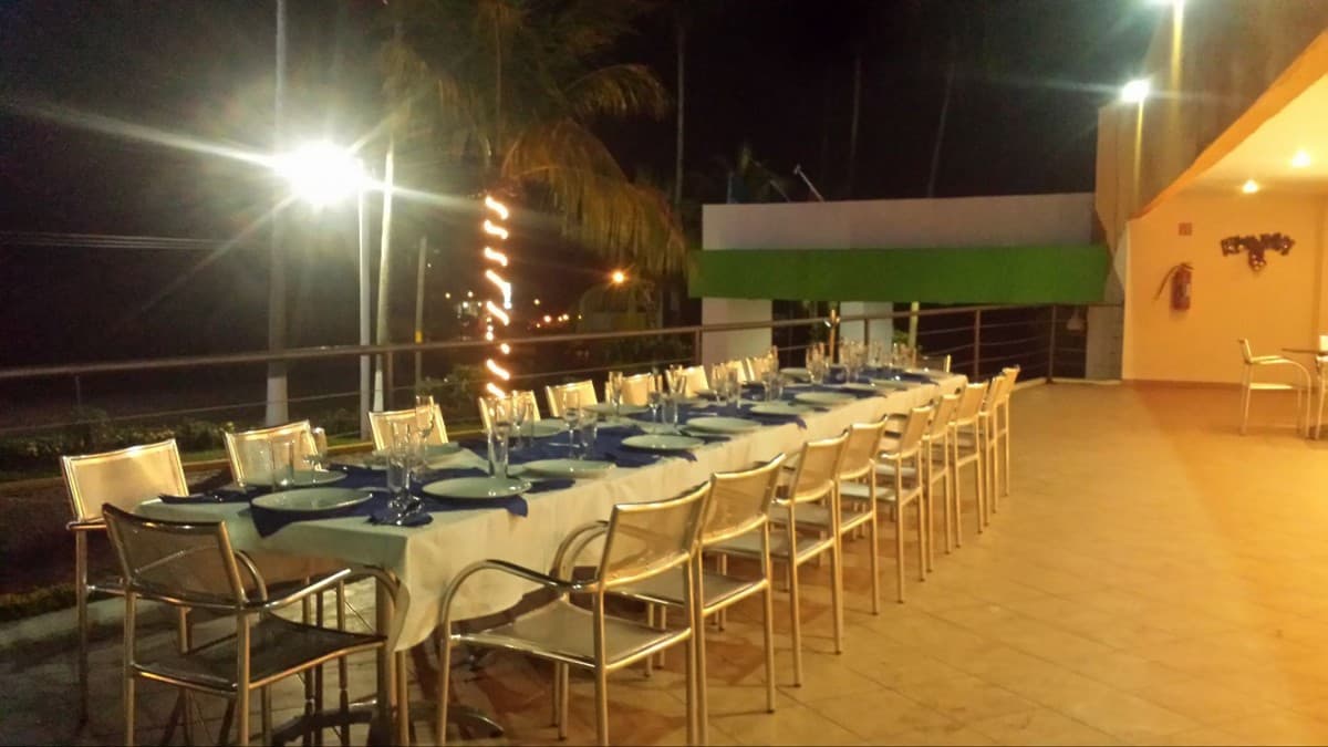 Hotel Jardín Real